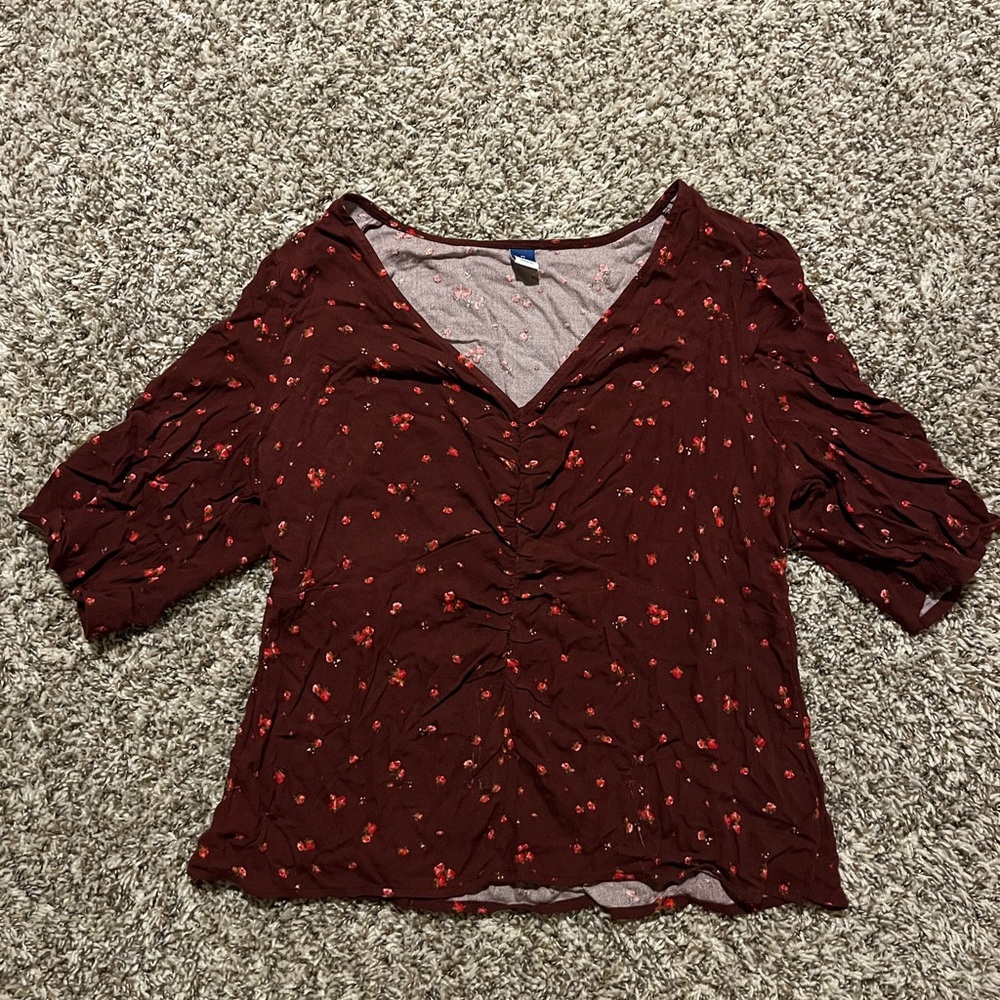 Old Navy flower blouse